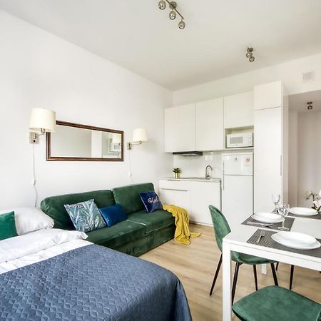 23 Unit Miniapartments Warszawa Lotnisko Okecie Fajne Ministudio Przy Bitwy Warszawskiej Exterior foto